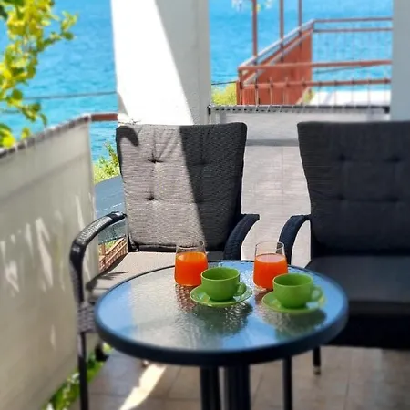 Mastrinka By The Sea -10m *