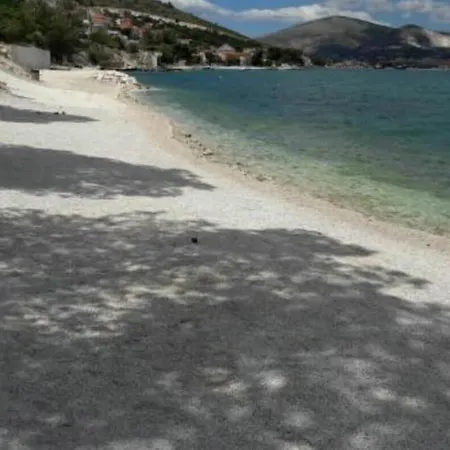 Lejlighed Mastrinka By The Sea -10m